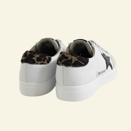 DEPORTIVO XTI DETALLE ANIMAL PRINT BLANCO