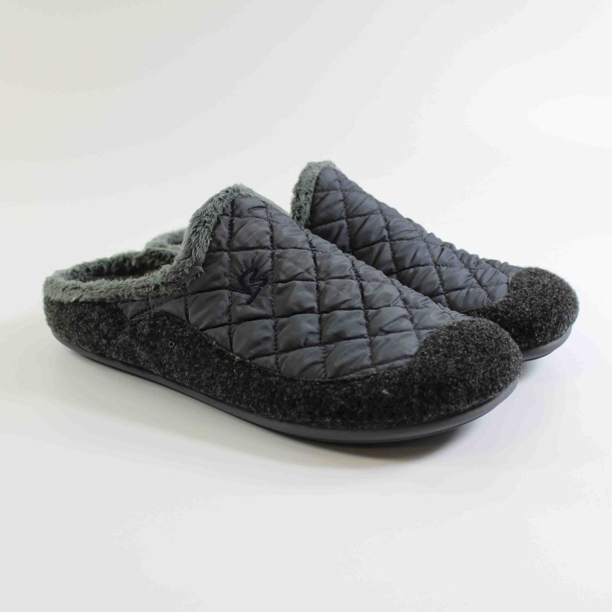 PANTUFLA  MATERIAL ACOLCHADO VULCABICHA GRIS