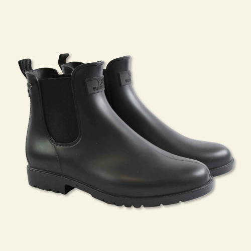 BOTIN DE AGUA XTI TIPO CHELSEA NEGRO