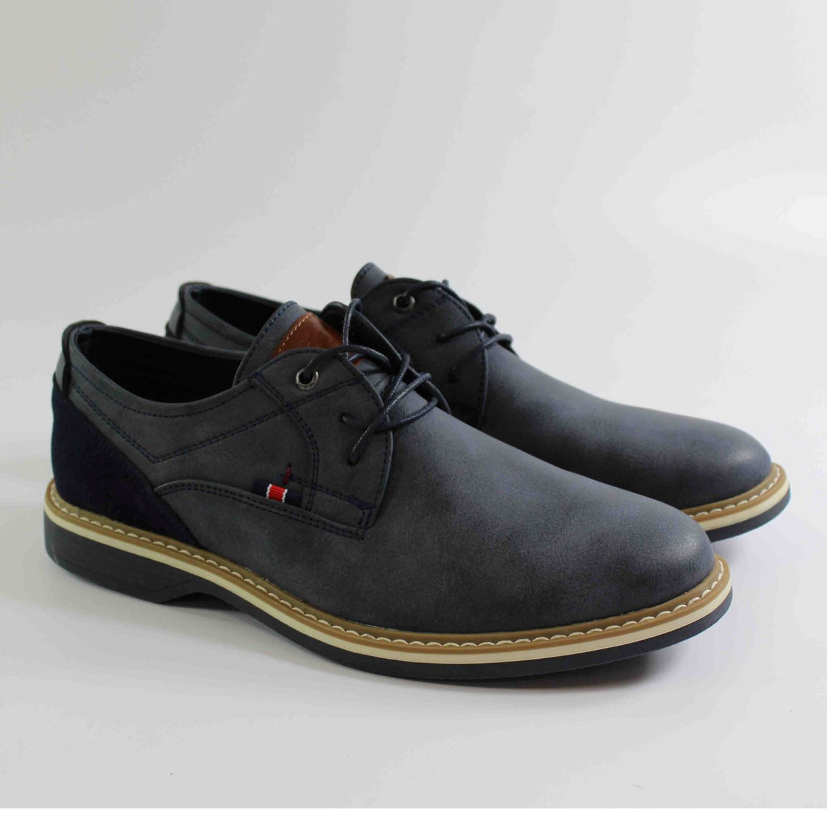 SABATA CASUAL XTI AMB CORDONS NAVY