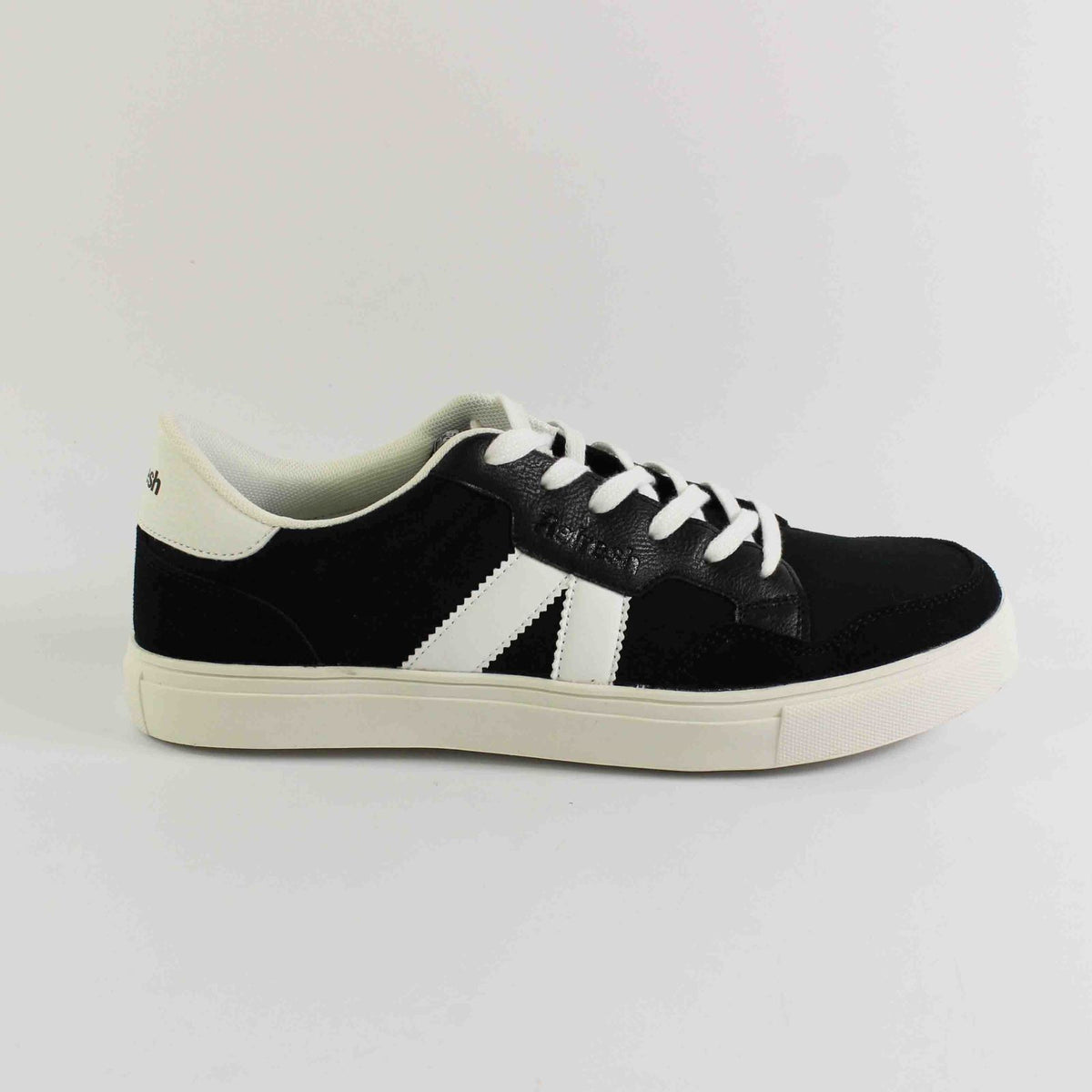 DEPORTIVA CASUAL CON CORDONES NEGRO