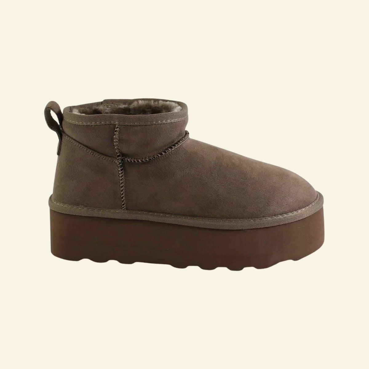 BOTA AUSTRALIANA FOXY UP AMB PLATAFORMA TAUPE