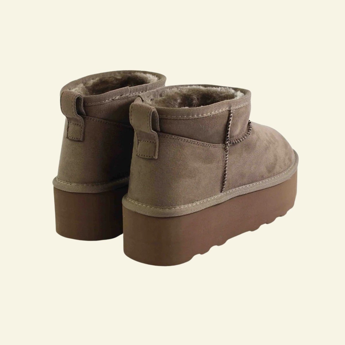 BOTA AUSTRALIANA FOXY UP AMB PLATAFORMA TAUPE